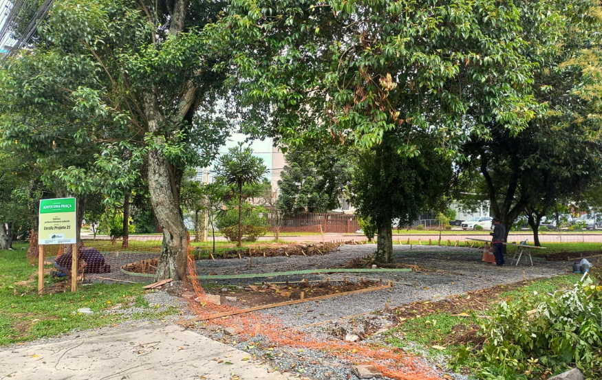 Programa Adote uma Praça: Jardinete Altenencio Gabardo é revitalizado pela Projeto 21