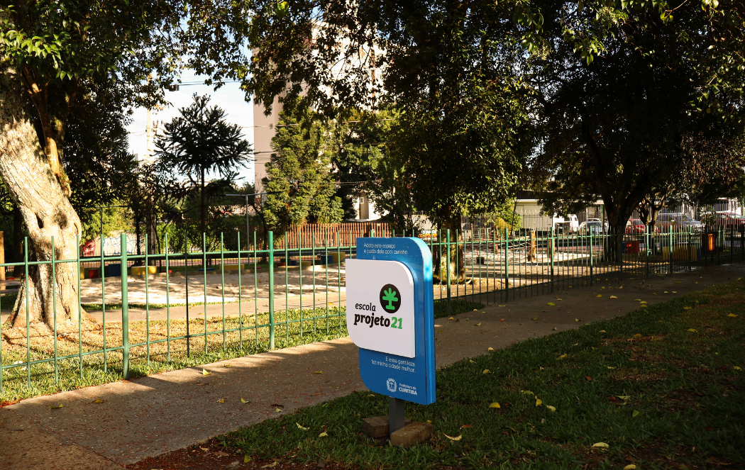 Praça Escola Projeto 21